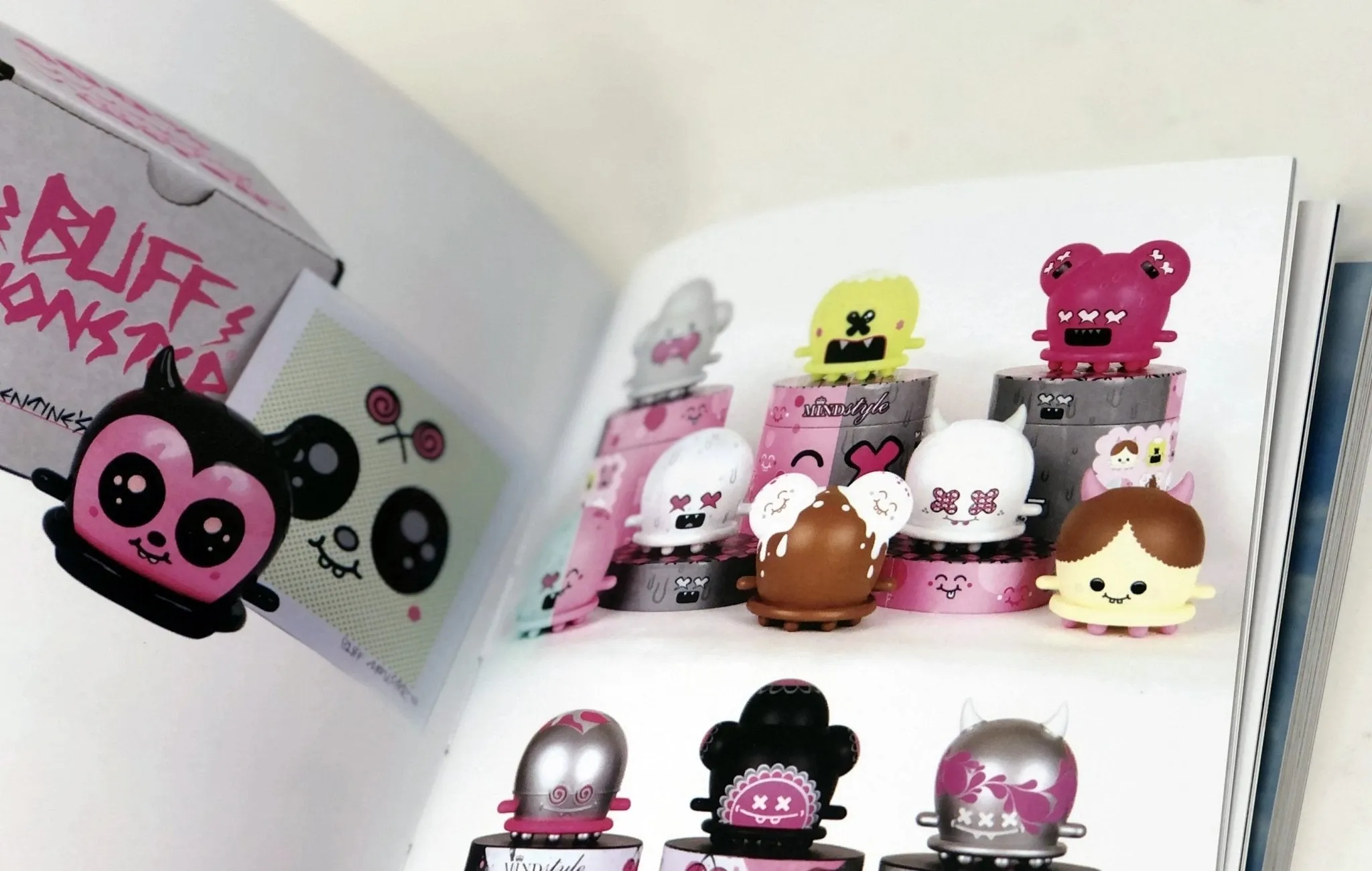 Art of Vinyl Toys by Monsa Publications Book