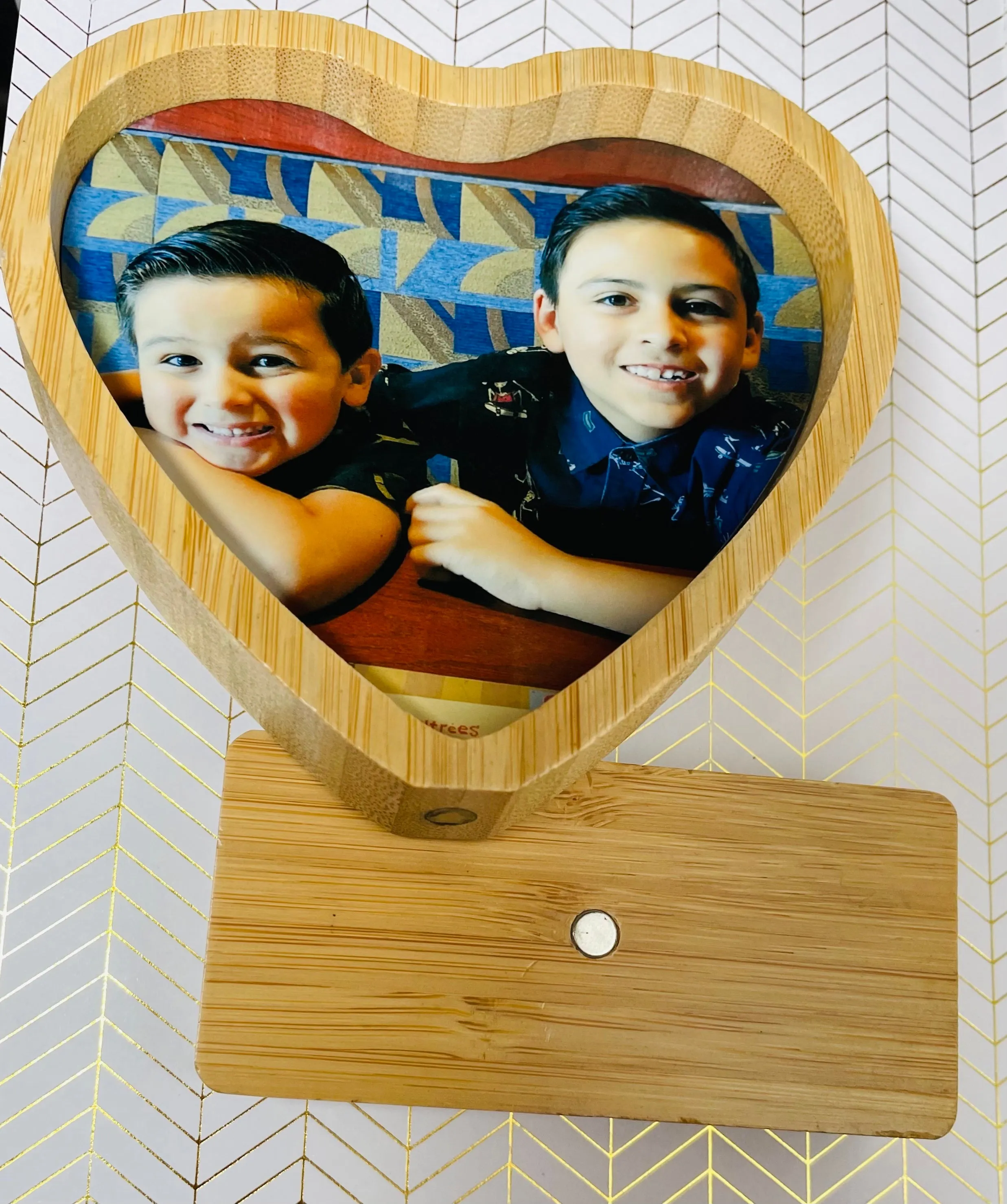 Custom Heart Shaped Picture Frame With Magnetic Stand