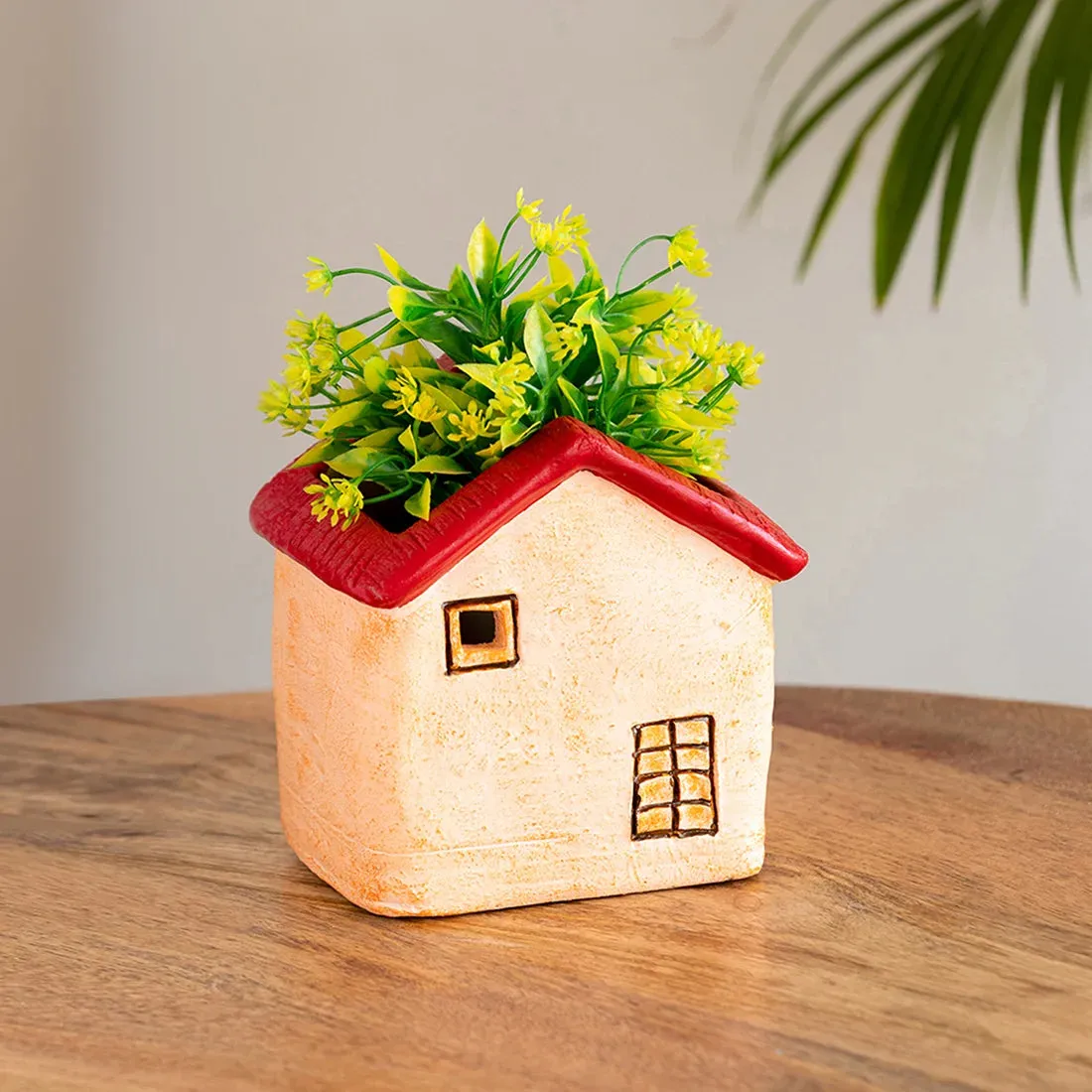 'Homely Cottage' Handmade & Hand-Painted Terracotta Table Planter Flower Pot (14.5 cm, Peach)