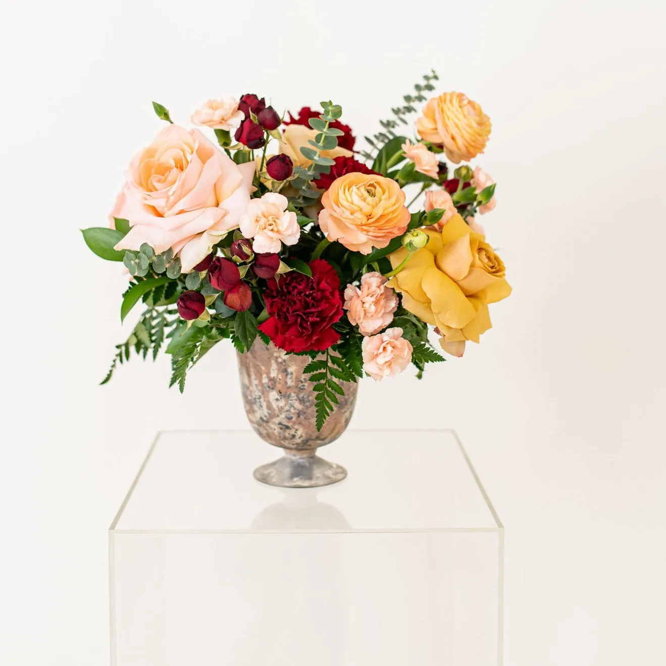 Peach and Burgundy Centerpiece Kit - Makes 7-8