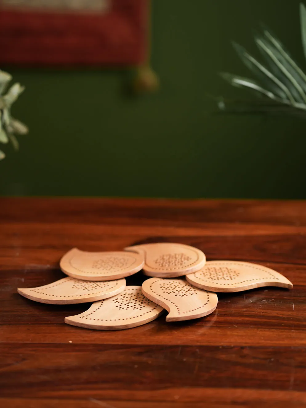 Wooden Jaali Coaster Set (6 Pc Set)