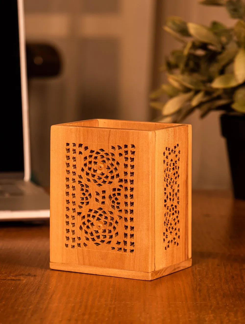 Wooden Jaali Rectangular Pen Stand