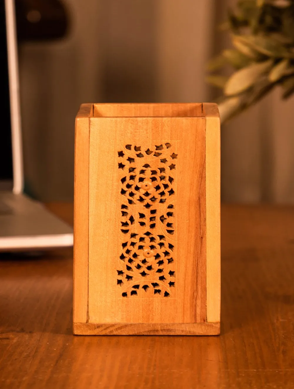 Wooden Jaali Rectangular Pen Stand