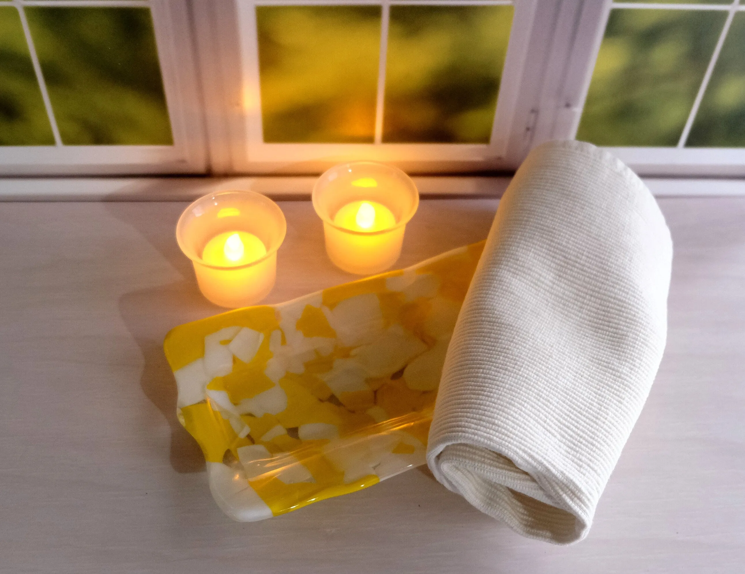 Yellow and White Fused Glass serving Platter dish plate, patchwork pattern, 8 X 5 inches, housewarming gift entertaining